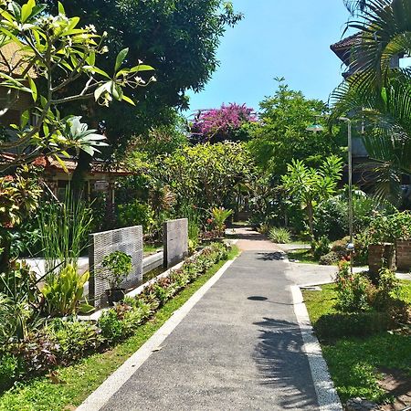 Lovina Beach Hotel Pabean Buleleng Exteriér fotografie